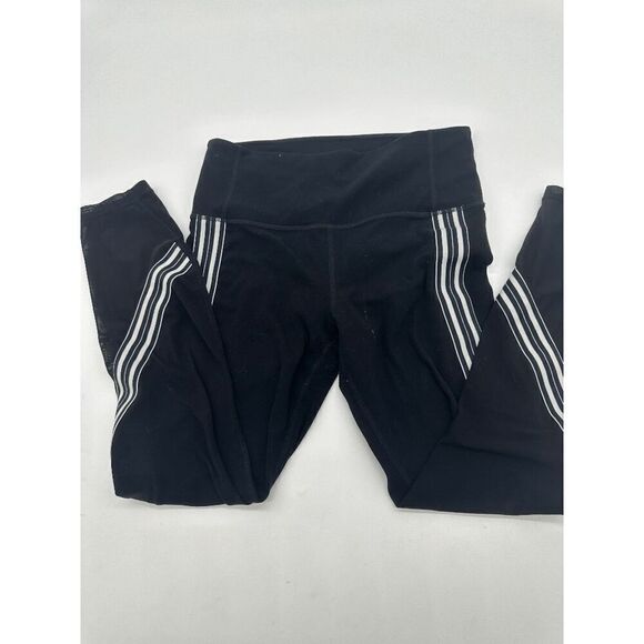 Athleta Leggings for Women Capri Sz S Elastic Waist Band Mid Rise Sheer Features - Picture 4 of 8